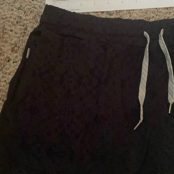 Vuori shorts halo grey large - Picture 2 of 7